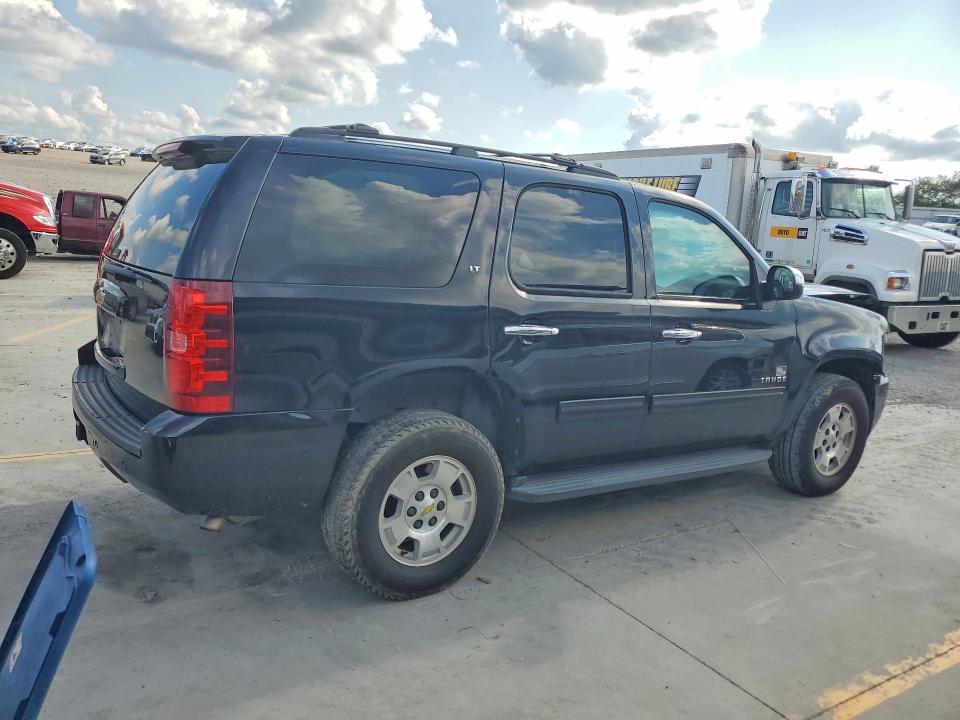 Продажа на аукционе авто 2013 Chevrolet Tahoe, vin: 1GNSKBE00DR215961, номер лота: 65825376