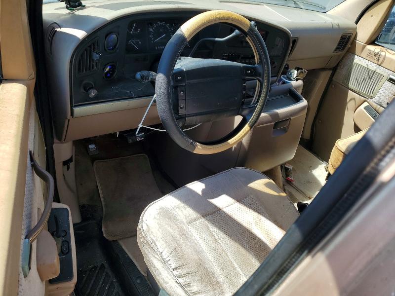 1992 Ford Econoline მანქანა იყიდება აუქციონზე, vin: 1FDFS24H7NHB38235, აუქციონის ნომერი: 62874416
