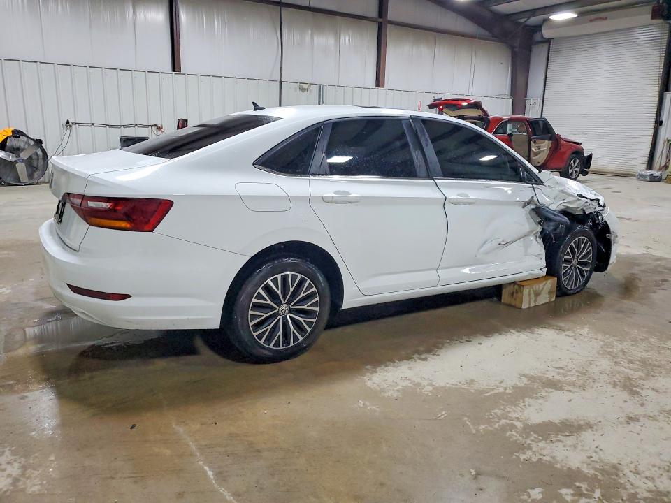 Продажа на аукционе авто 2019 Volkswagen Jetta, vin: 3VWC57BUXKM045760, номер лота: 65673906