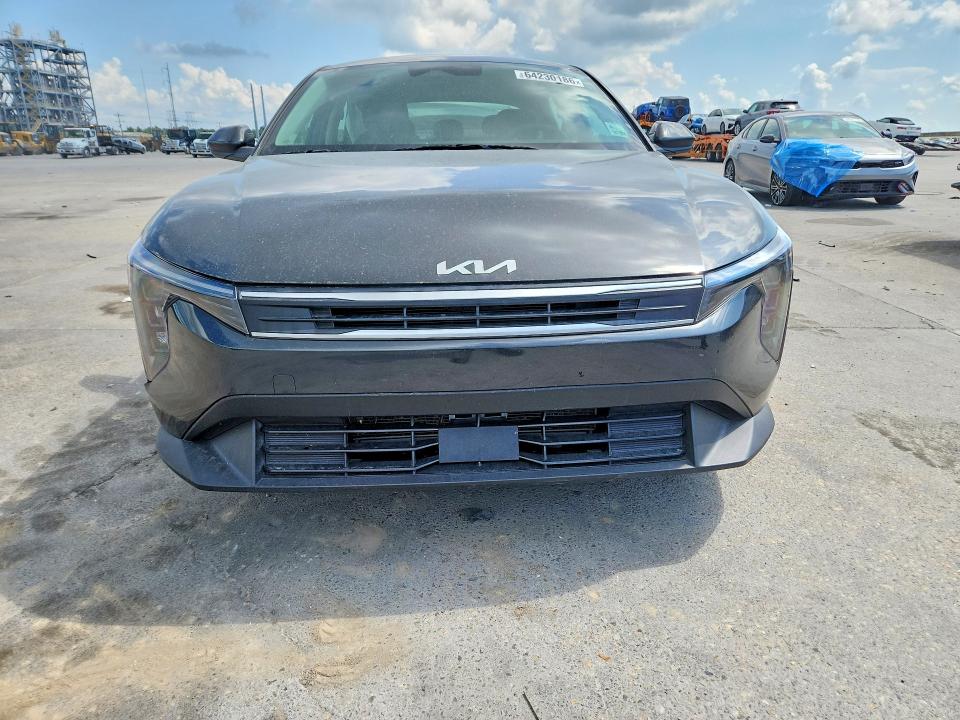 2025 Kia K4 მანქანა იყიდება აუქციონზე, vin: 3KPFT4DE6SE121088, აუქციონის ნომერი: 64230186
