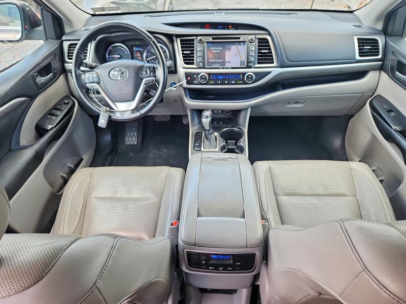 65228606 :رقم المزاد ، 5TDDGRFH3JS039209 vin ، 2018 Toyota Highlander Hybrid مزاد بيع