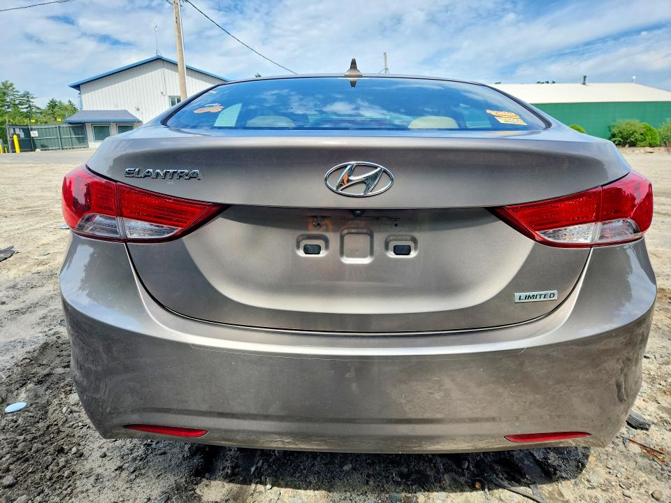Продажа на аукционе авто 2012 Hyundai Elantra, vin: 5NPDH4AEXCH143976, номер лота: 62384636