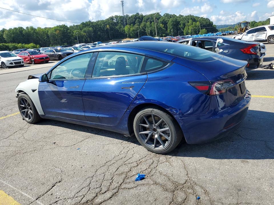 65580686 :رقم المزاد ، 5YJ3E1EAXNF191215 vin ، 2022 Tesla Model 3 مزاد بيع