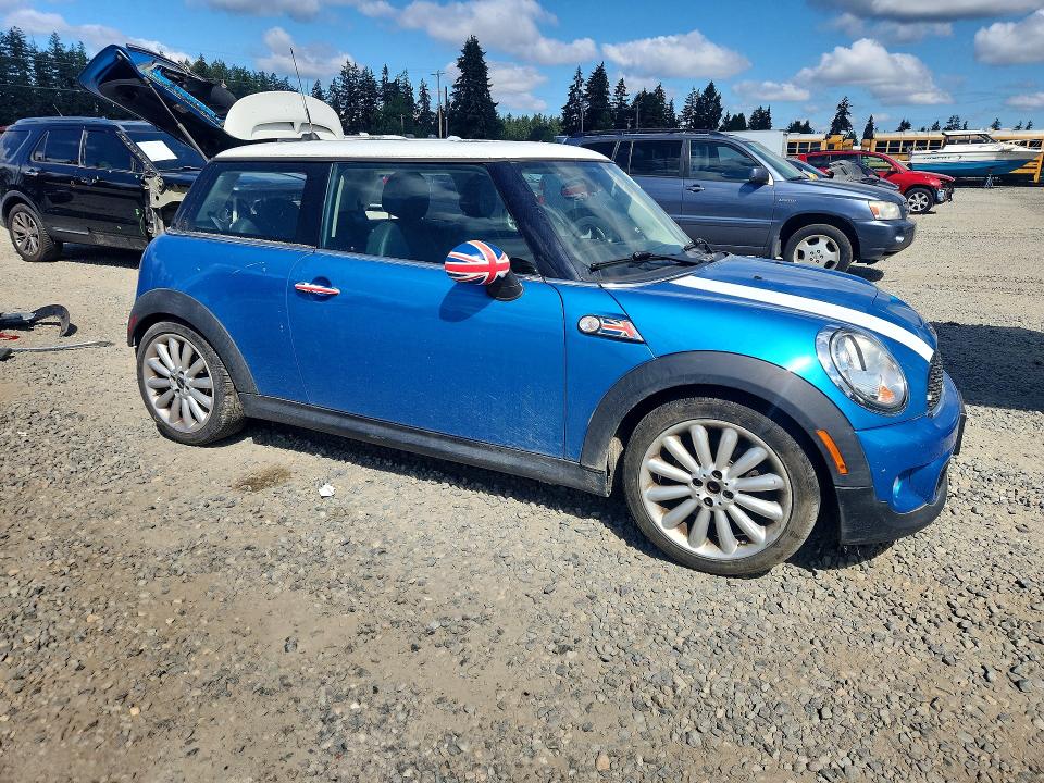 Продажа на аукционе авто 2011 Mini Cooper, vin: WMWSV3C53BTY22650, номер лота: 64125396