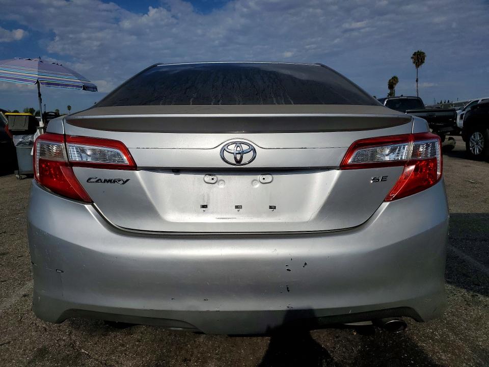 Aukcja sprzedaży 2014 Toyota Camry, vin: 4T1BF1FK0EU824713, numer aukcji: 64339356