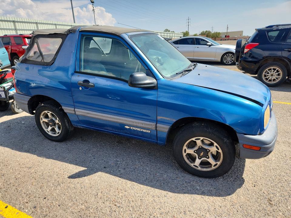 Продаж на аукціоні авто 2001 Chevrolet Tracker, vin: 2CNBE18C716906066, номер лоту: 63921566