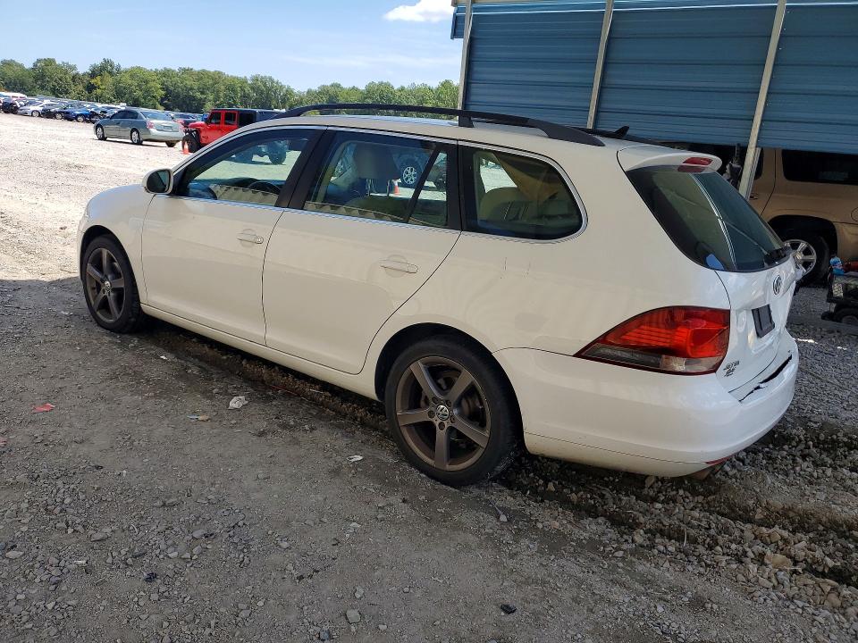 2010 Volkswagen Jetta მანქანა იყიდება აუქციონზე, vin: 3VWPX7AJ3AM692437, აუქციონის ნომერი: 65689946