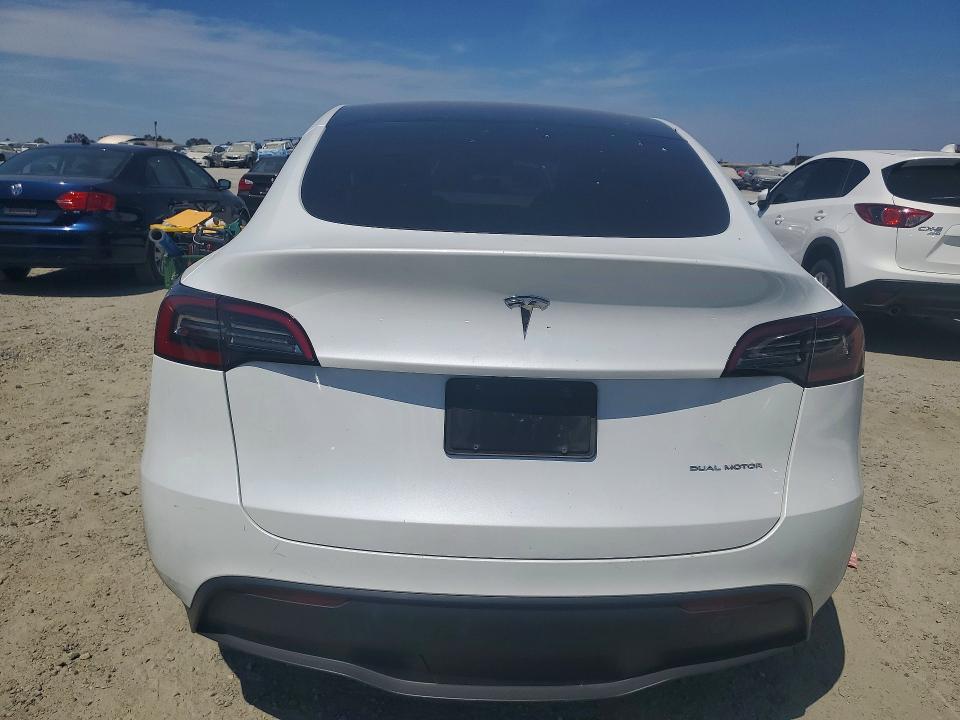 Aukcja sprzedaży 2024 Tesla Model Y, vin: 7SAYGAEE1RF005301, numer aukcji: 64153176
