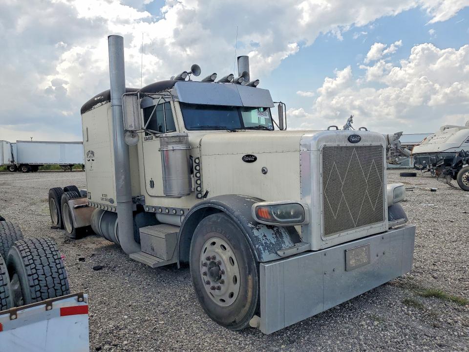 Продажа на аукционе авто 2001 Peterbilt 379, vin: 1XP5DU9X11D546705, номер лота: 63640506
