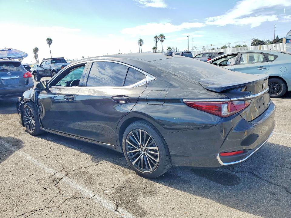 64328546 :رقم المزاد ، 58ADA1C18RU054309 vin ، 2024 Lexus Es 300h مزاد بيع