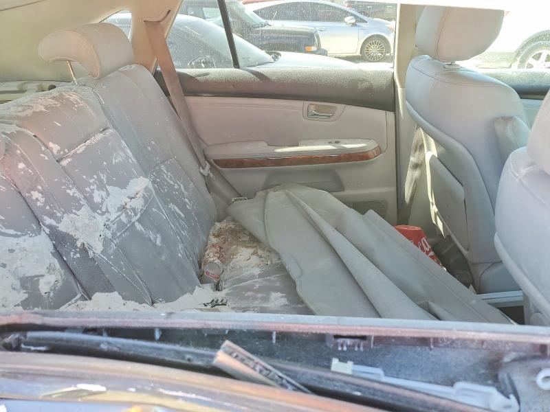 63943176 :رقم المزاد ، 2T2GA31U05C031269 vin ، 2005 Lexus Rx مزاد بيع