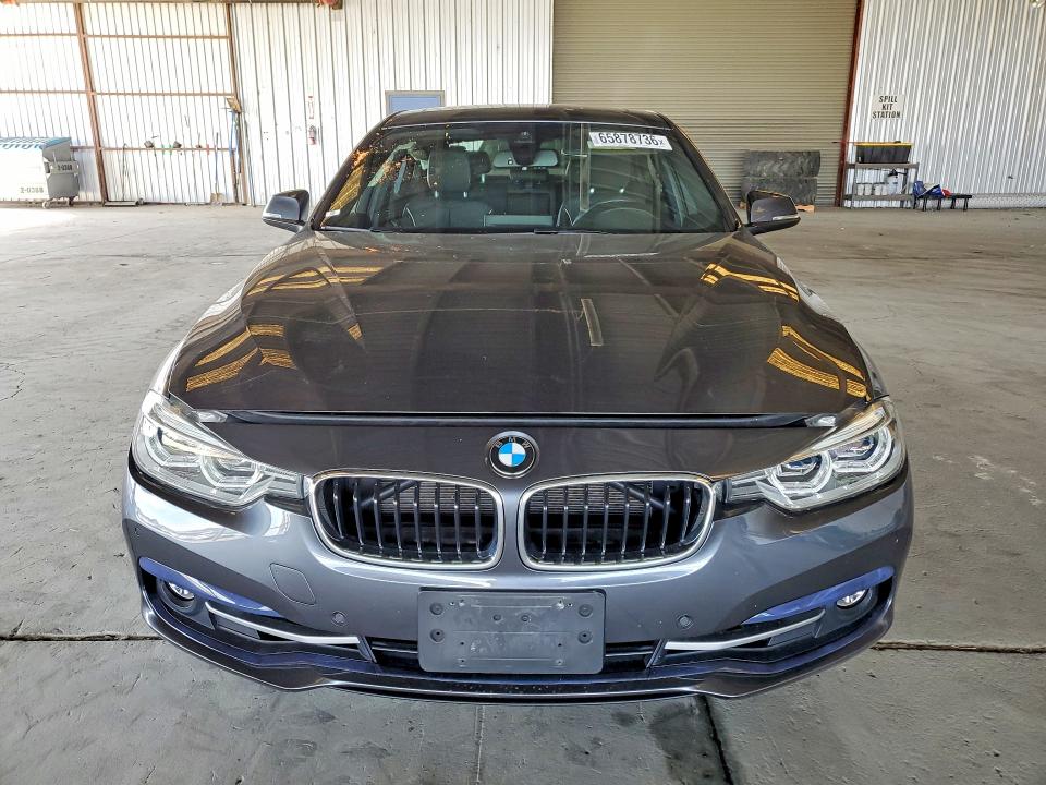 2017 Bmw 330 მანქანა იყიდება აუქციონზე, vin: WBA8B9G31HNU54660, აუქციონის ნომერი: 65878736