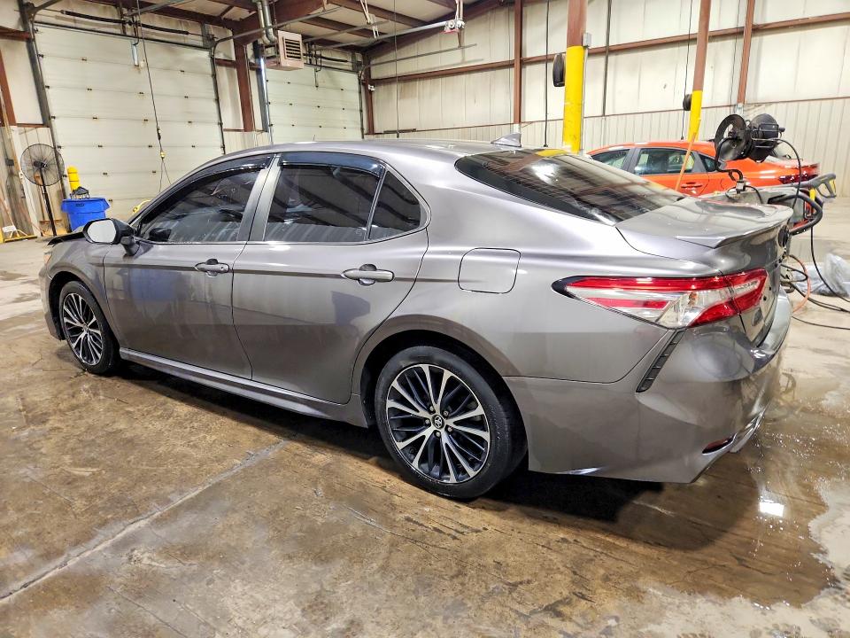 2019 Toyota Camry მანქანა იყიდება აუქციონზე, vin: 4T1B11HK1KU813260, აუქციონის ნომერი: 63804376