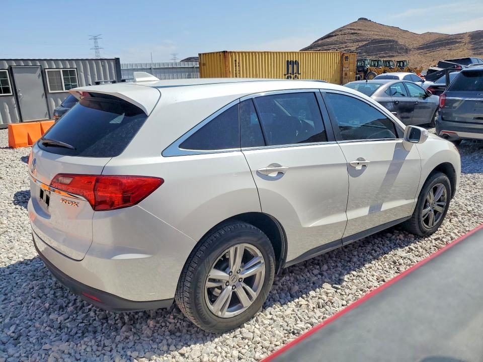 Продаж на аукціоні авто 2015 Acura Rdx, vin: 5J8TB3H54FL016039, номер лоту: 64156586