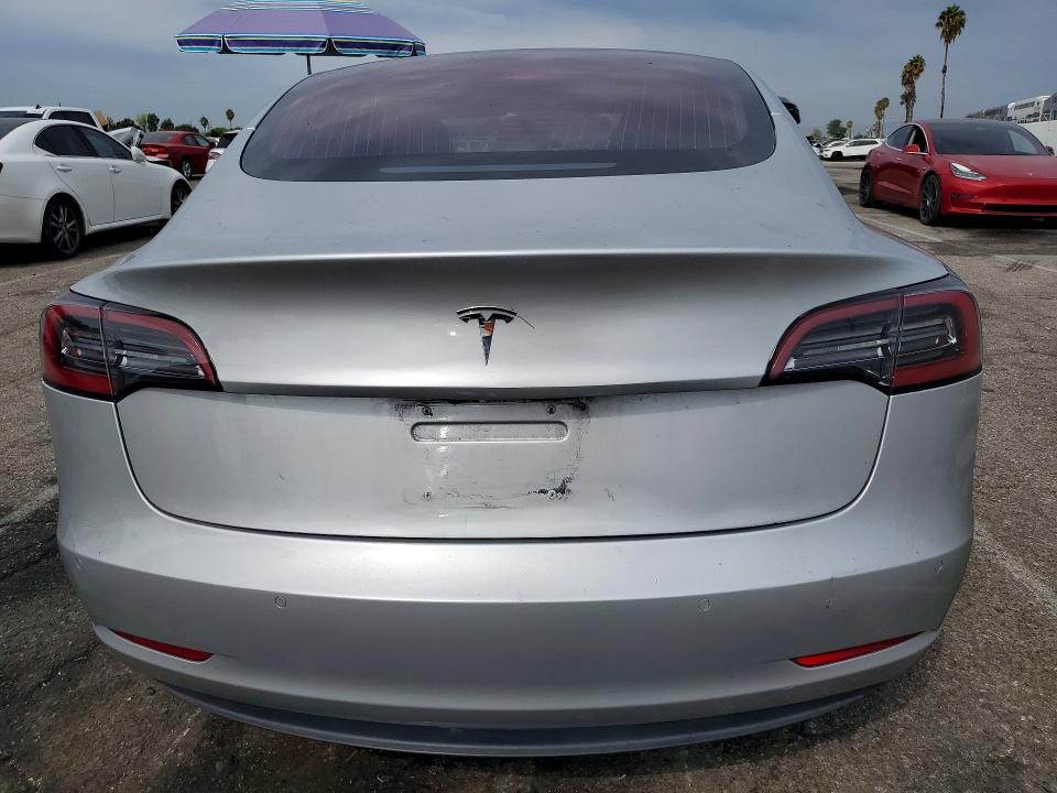 Продажа на аукционе авто 2018 Tesla Model 3, vin: 5YJ3E1EA3JF009722, номер лота: 66711576