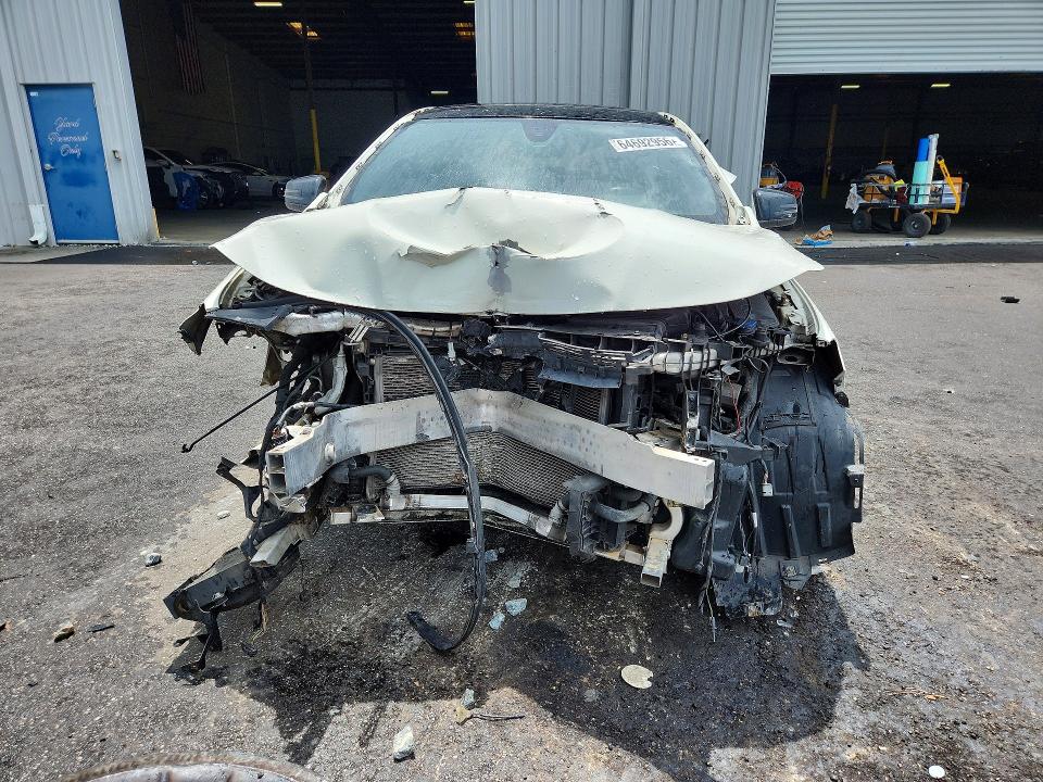 64692956 :رقم المزاد ، WDDSJ5CB5FN215438 vin ، 2015 Mercedes-benz Cla مزاد بيع
