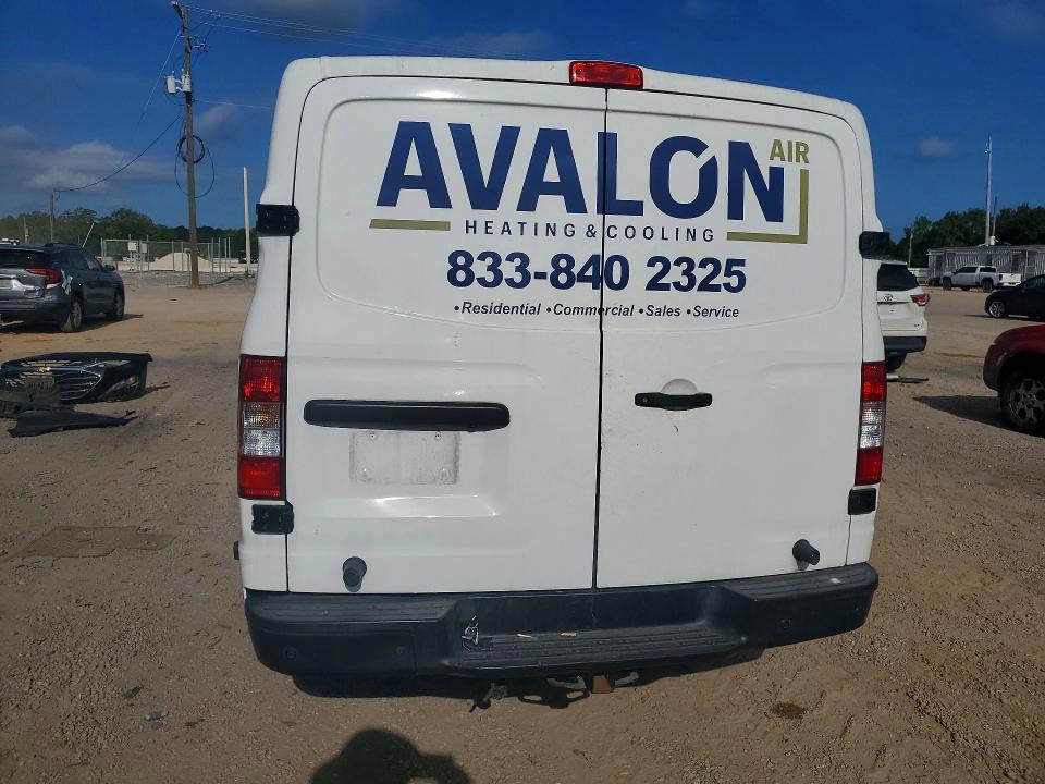 64106006 :رقم المزاد ، 1N6BF0KY4HN803853 vin ، 2017 Nissan Nv مزاد بيع