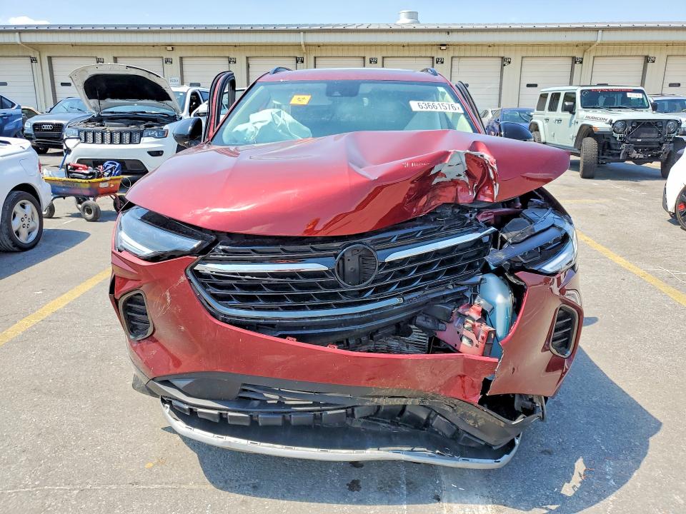 63661576 :رقم المزاد ، LRBFZPR47PD052113 vin ، 2023 Buick Envision مزاد بيع