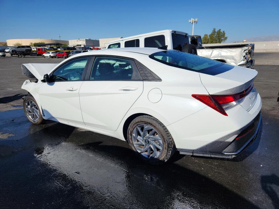 Продаж на аукціоні авто 2024 Hyundai Elantra, vin: KMHLM4DG3RU670403, номер лоту: 64000516