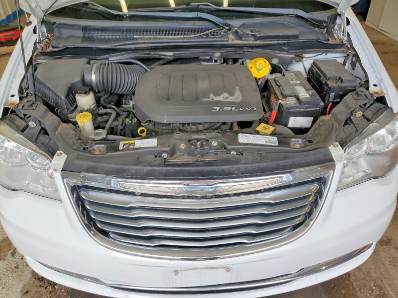 66406026 :رقم المزاد ، 2C4RC1CG2FR699059 vin ، 2015 Chrysler Town & Country مزاد بيع
