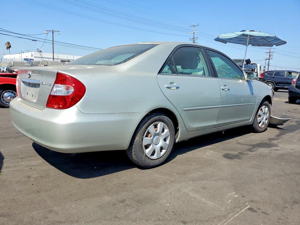 Продаж на аукціоні авто 2002 Toyota Camry, vin: JTDBE30K920055045, номер лоту: 64478646