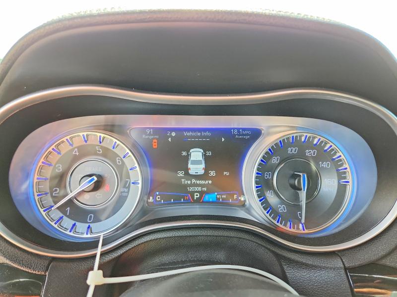 Продажа на аукционе авто 2018 Chrysler 300, vin: 2C3CCABT9JH302101, номер лота: 61903036