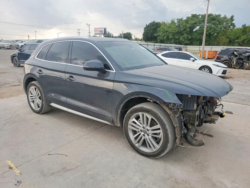 63718896 :رقم المزاد ، WA1BNAFY2J2118760 vin ، 2018 Audi Q5 مزاد بيع