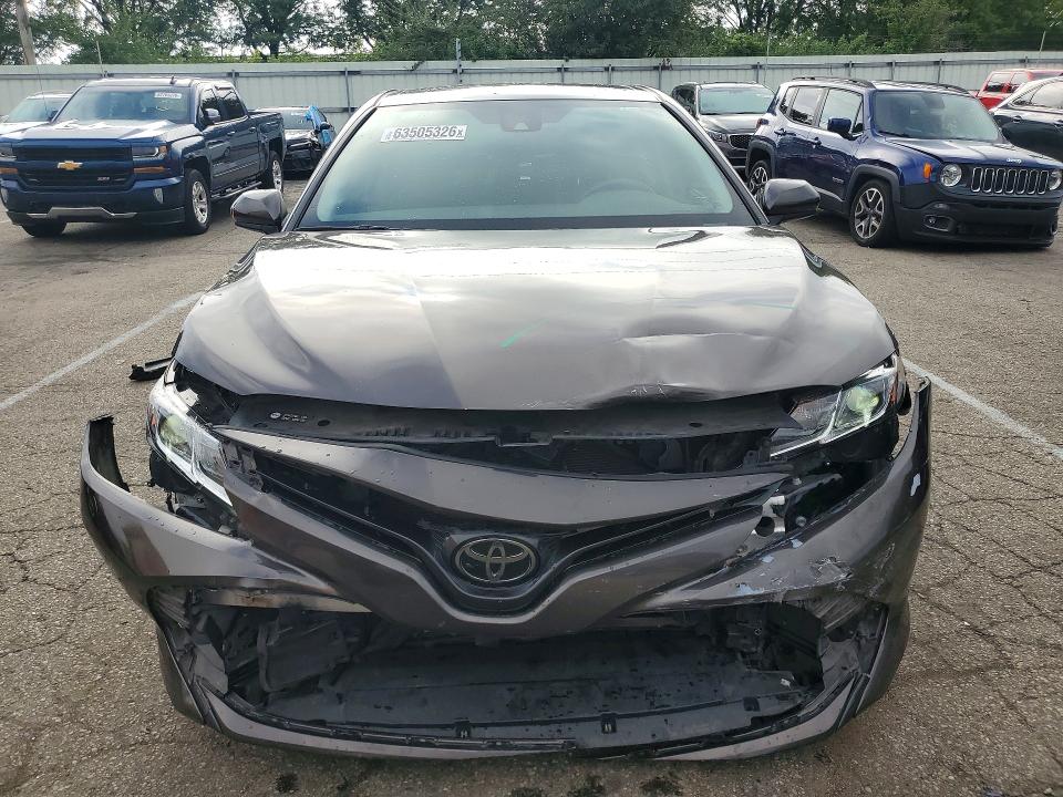 2019 Toyota Camry მანქანა იყიდება აუქციონზე, vin: 4T1B11HK8KU823185, აუქციონის ნომერი: 63505326