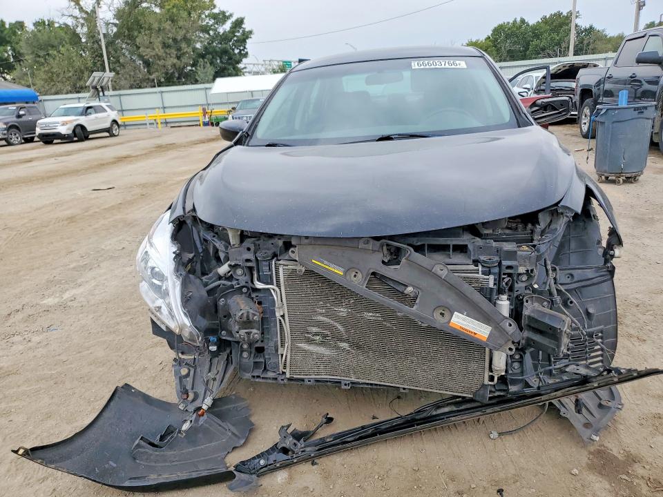 Продаж на аукціоні авто 2015 Nissan Altima, vin: 1N4AL3AP8FN917732, номер лоту: 66603766