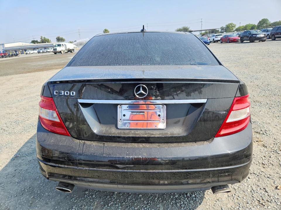 2011 Mercedes-benz C მანქანა იყიდება აუქციონზე, vin: WDDGF5EB9BR158202, აუქციონის ნომერი: 64672766
