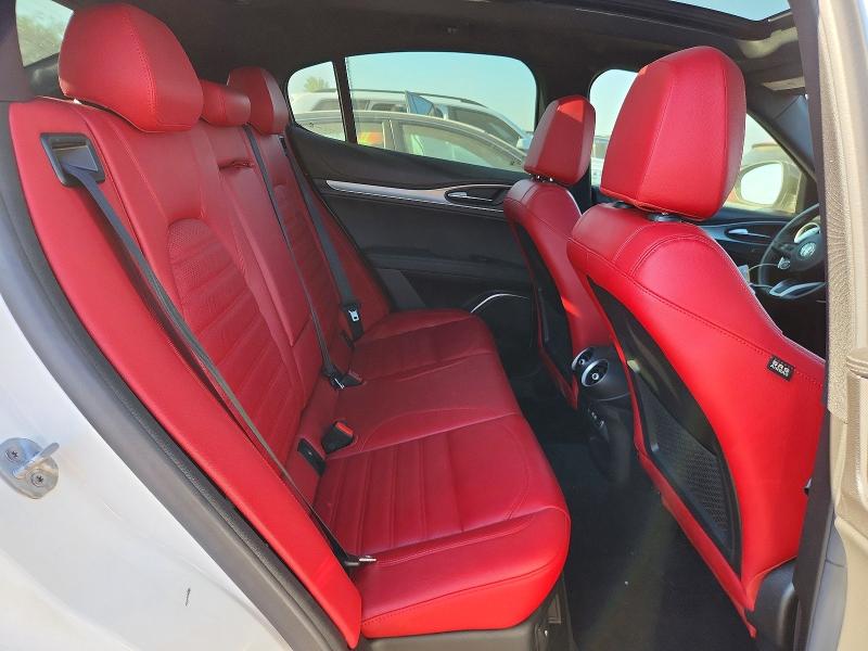 Продажа на аукционе авто 2023 Alfa Romeo Stelvio, vin: ZASPAKBN6P7D55487, номер лота: 66227516