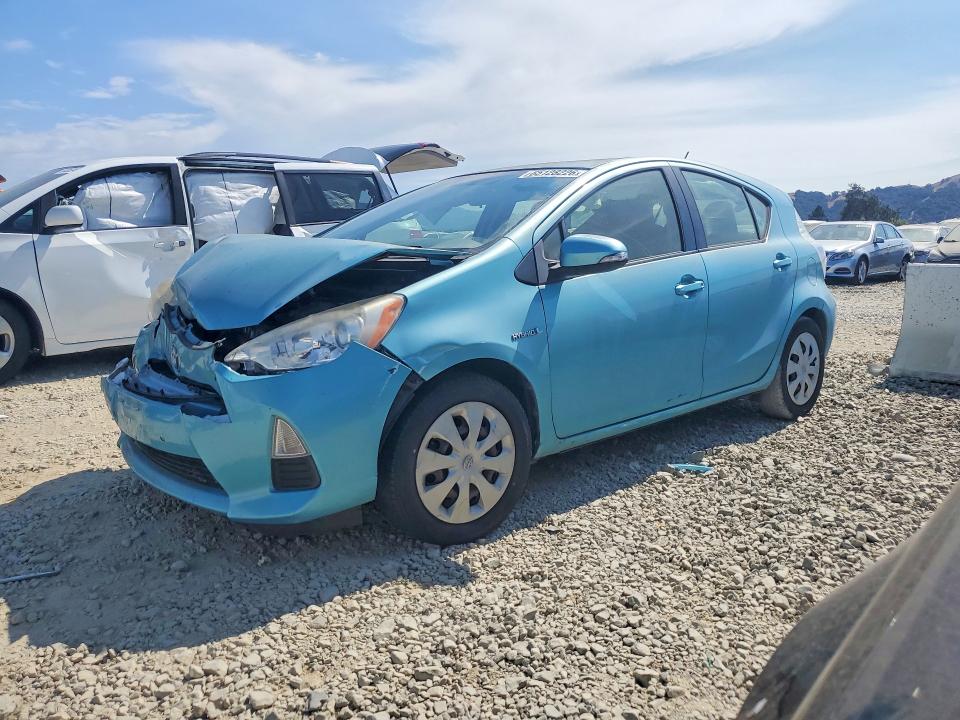 Auction sale of the 2013 Toyota Prius C, vin: JTDKDTB33D1054799, lot number: 65128226