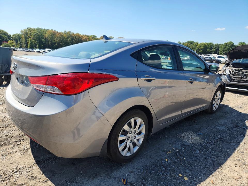 2012 Hyundai Elantra მანქანა იყიდება აუქციონზე, vin: KMHDH4AE3CU406326, აუქციონის ნომერი: 65565836