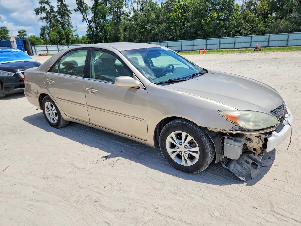 65145366 :رقم المزاد ، 4T1BF30K54U584982 vin ، 2004 Toyota Camry مزاد بيع