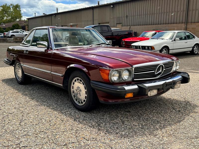 67473446 :رقم المزاد ، WDBBA48D6HA062625 vin ، 1987 Mercedes-benz 560 مزاد بيع