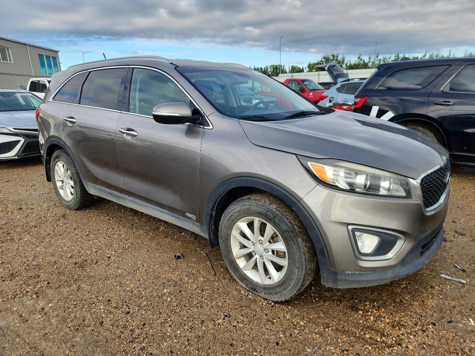 2016 Kia Sorento მანქანა იყიდება აუქციონზე, vin: 5XYPGDA13GG062215, აუქციონის ნომერი: 65141276