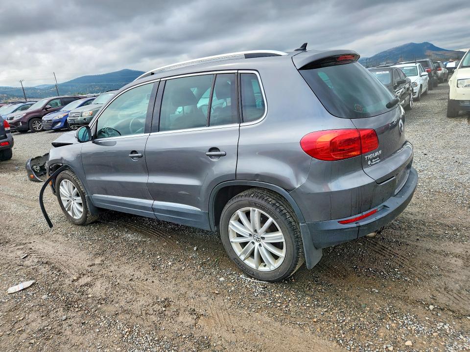 64447656 :رقم المزاد ، WVGBV3AX2DW618846 vin ، 2013 Volkswagen Tiguan مزاد بيع