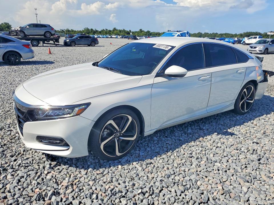 65831136 :رقم المزاد ، 1HGCV1F31JA197411 vin ، 2018 Honda Accord مزاد بيع