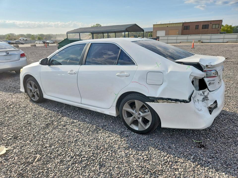 66911866 :رقم المزاد ، 4T1BK1FK1DU536743 vin ، 2013 Toyota Camry مزاد بيع