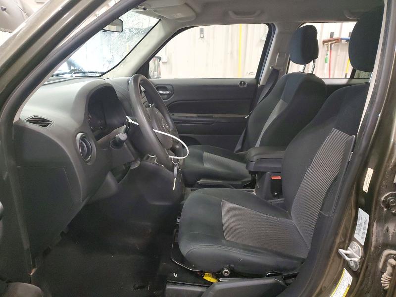 64302386 :رقم المزاد ، 1C4NJRBB7FD188684 vin ، 2015 Jeep Patriot مزاد بيع