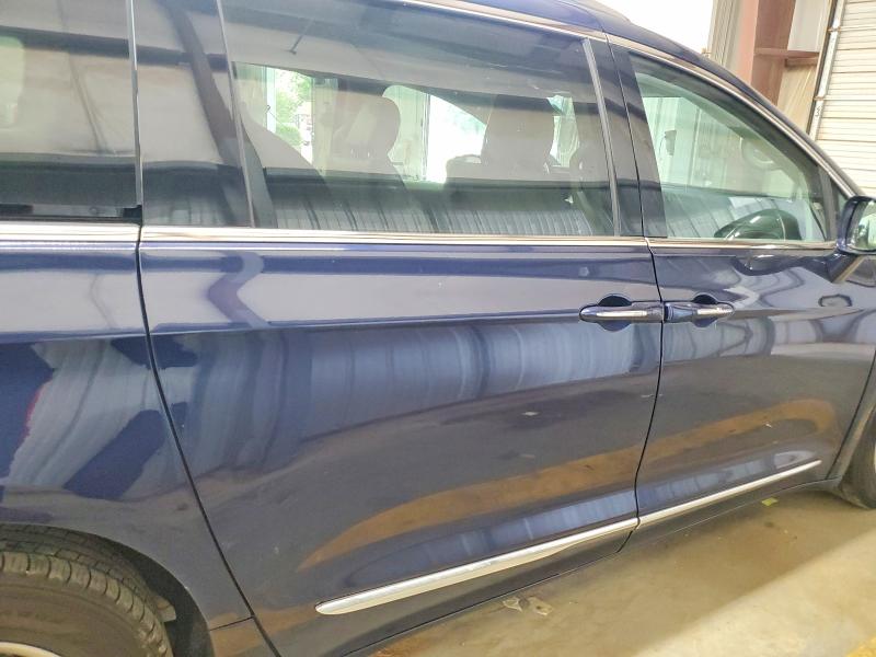 Продажа на аукционе авто 2017 Chrysler Pacifica, vin: 2C4RC1GG7HR594675, номер лота: 64988006
