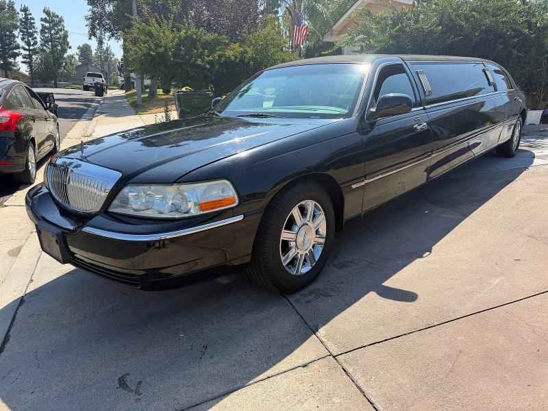 65960506 :رقم المزاد ، 2L1FM88W09X605721 vin ، 2009 Lincoln Town Car مزاد بيع