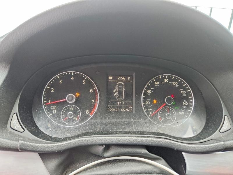 65178076 :رقم المزاد ، 1VWBP7A33DC008374 vin ، 2013 Volkswagen Passat مزاد بيع