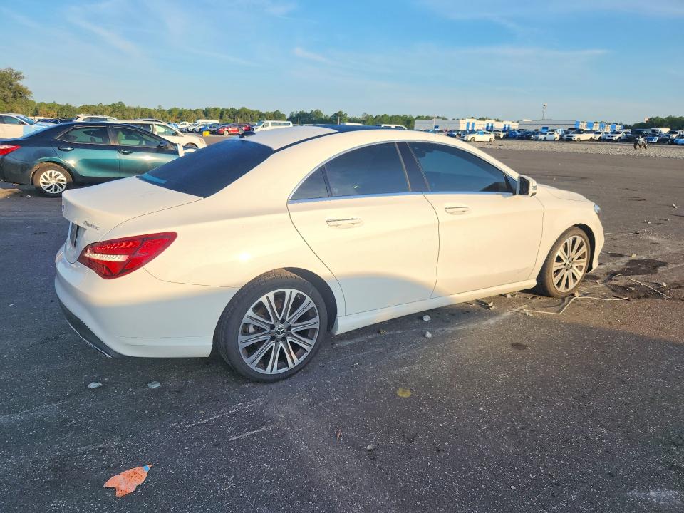 Продажа на аукционе авто 2019 Mercedes-benz Cla, vin: WDDSJ4GB4KN761999, номер лота: 64955746