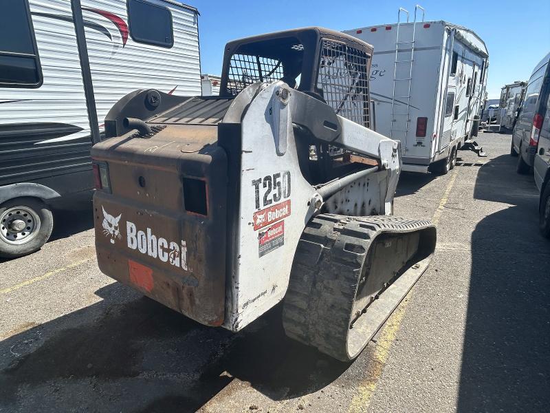 Продаж на аукціоні авто 2007 Bobcat T250, vin: 53118118890, номер лоту: 64870266