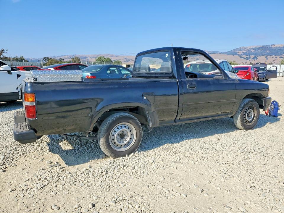 1992 Toyota Pickup მანქანა იყიდება აუქციონზე, vin: JT4RN81A7N5146825, აუქციონის ნომერი: 64893546