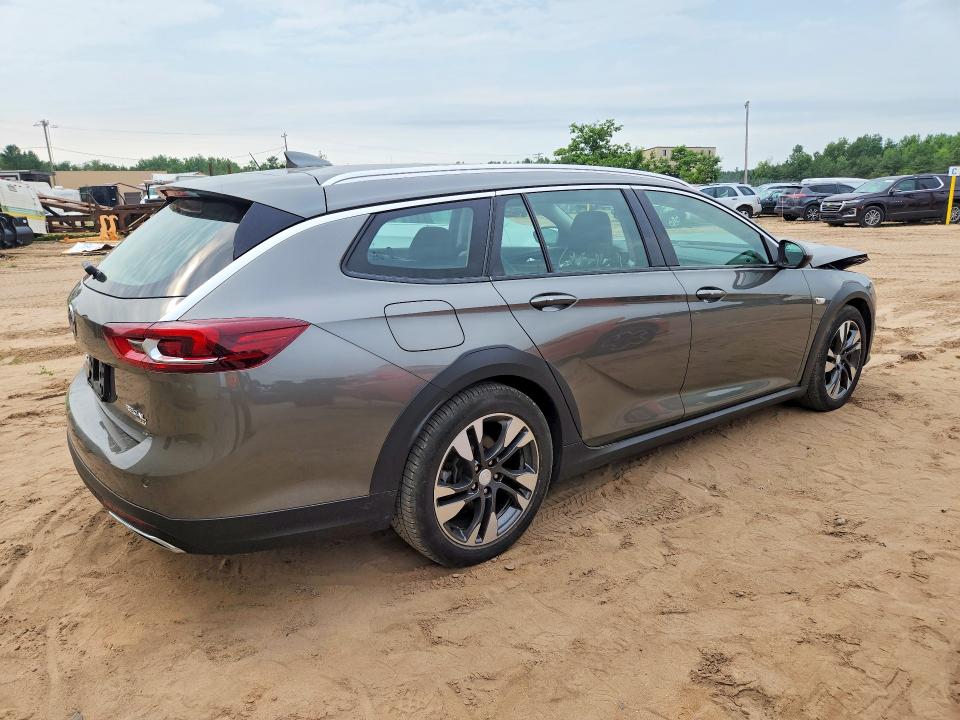 63480556 :رقم المزاد ، W04GV8SX3J1135164 vin ، 2018 Buick Regal Tourx مزاد بيع