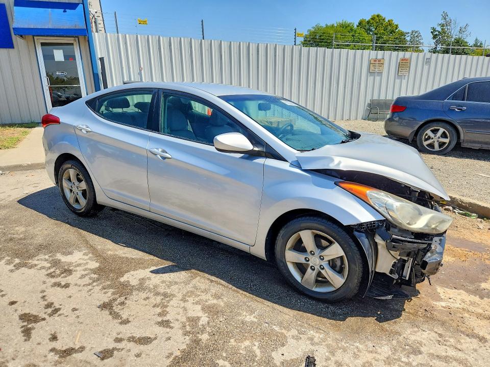 2013 Hyundai Elantra მანქანა იყიდება აუქციონზე, vin: KMHDH4AE8DU013889, აუქციონის ნომერი: 66203826