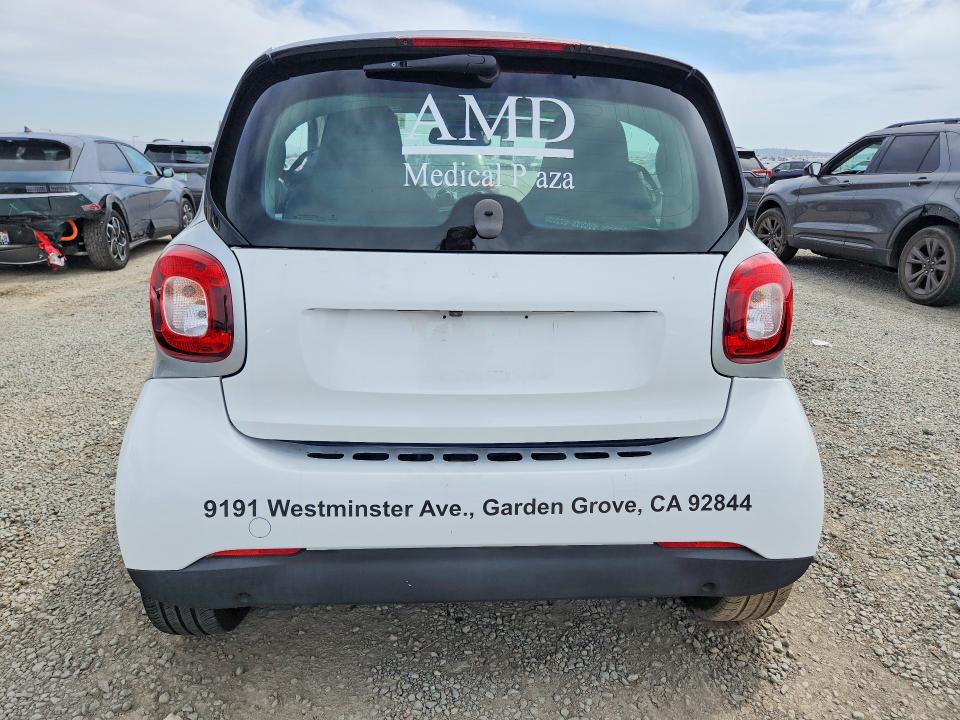 2019 Smart Fortwo მანქანა იყიდება აუქციონზე, vin: WMEFJ9BA9KK367442, აუქციონის ნომერი: 66995436
