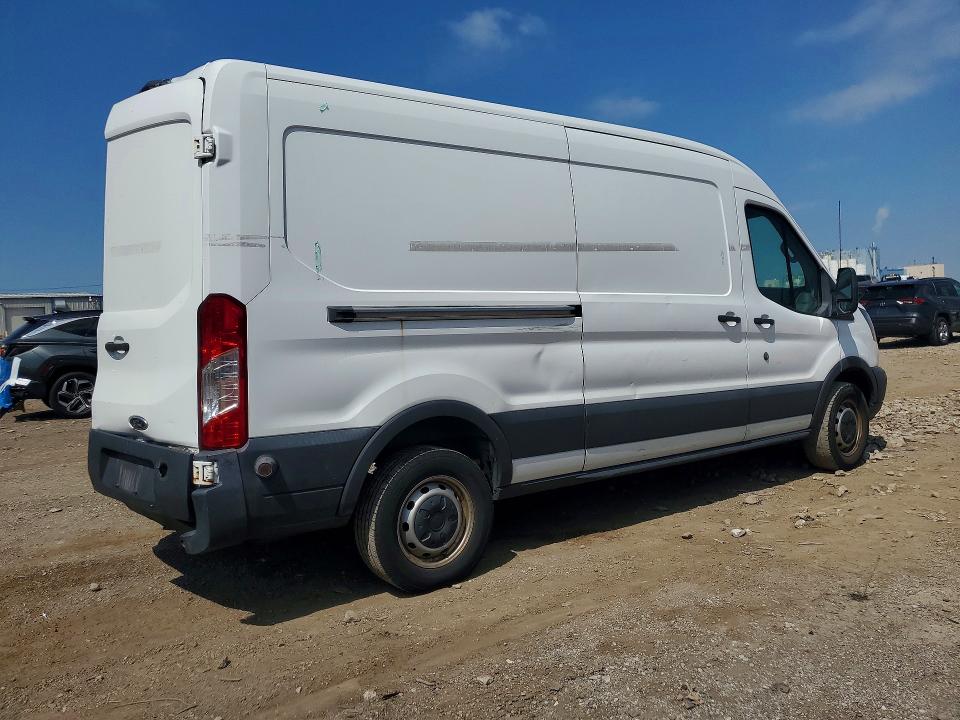 67245486 :رقم المزاد ، 1FTYR2CM5JKA06692 vin ، 2018 Ford Transit مزاد بيع